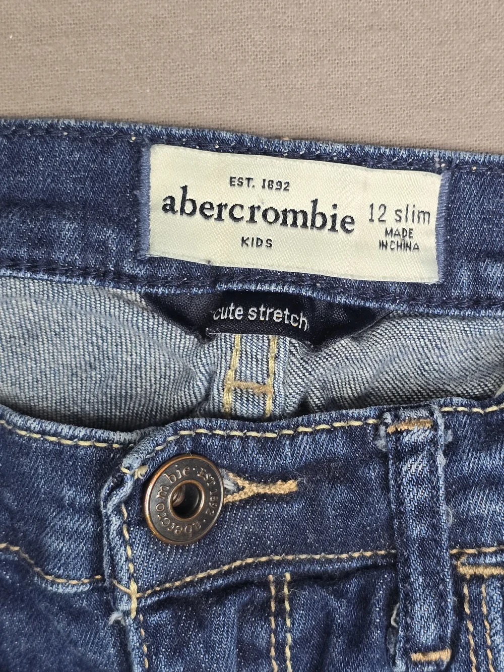 Abercrombie Kids Cute Stretch Skinny Jeans Girls Size 12 Slim Medium Wash